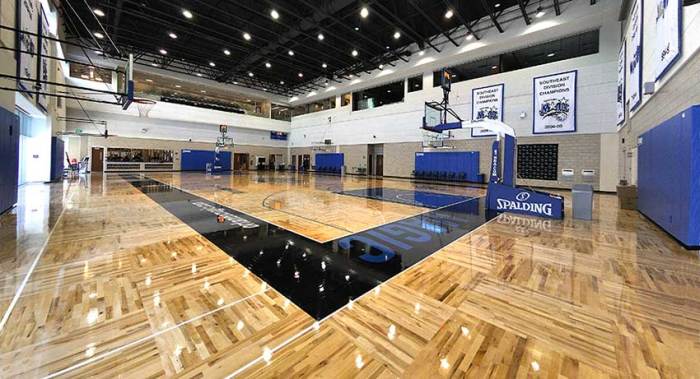indoor basketball courts 21 1 - Lantai Parket Lapangan Basket Solusi Ideal Gedung Serbaguna