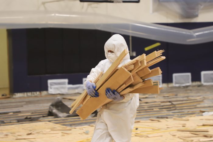 Basketball Court Large Water Damage Restoration 32.JPG 1 scaled 1 - Atasi Jamur Lantai Parket Basket dengan Aman