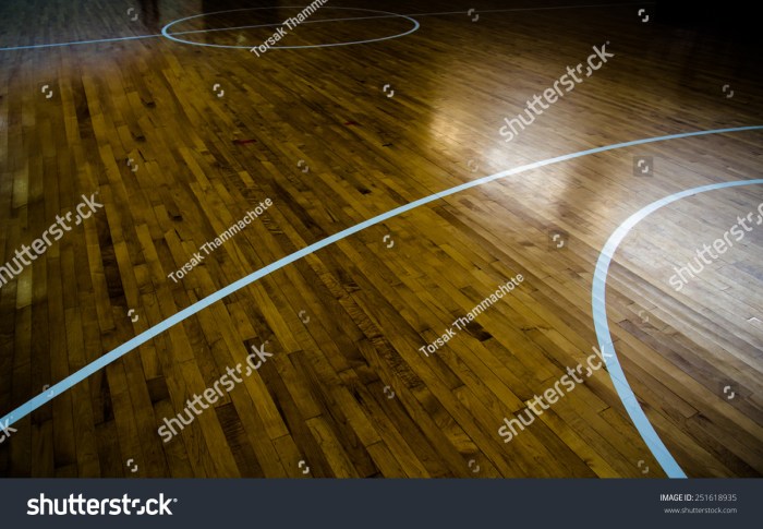 stock photo wooden floor basketball court 251618935 - Lantai Kayu Lapangan Basket Lantaiparket.id Pilihan Terbaik untuk Performa dan Estetika
